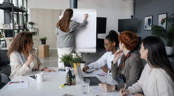 Entrepreneuriat féminin : l’ADIE à la rencontre des porteuses de projets du Biterrois